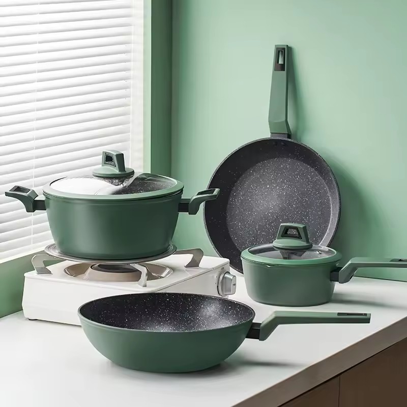 কাস্টম কুকওয়্যার সেট অ্যালুমিনিয়াম সিরামিক রান্নার স্টক পট ফ্রাই প্যান সস প্যান সেট